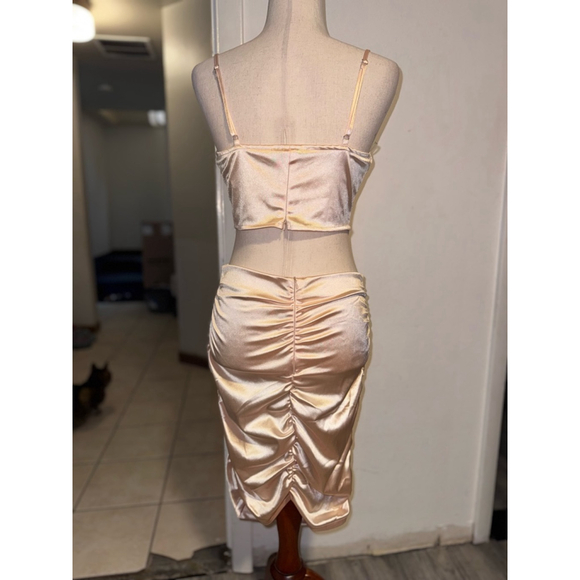 Dress or skirt 2 pc. Gold pink rose sz medium Vietnam shiny silky strap zipper - Picture 4 of 9